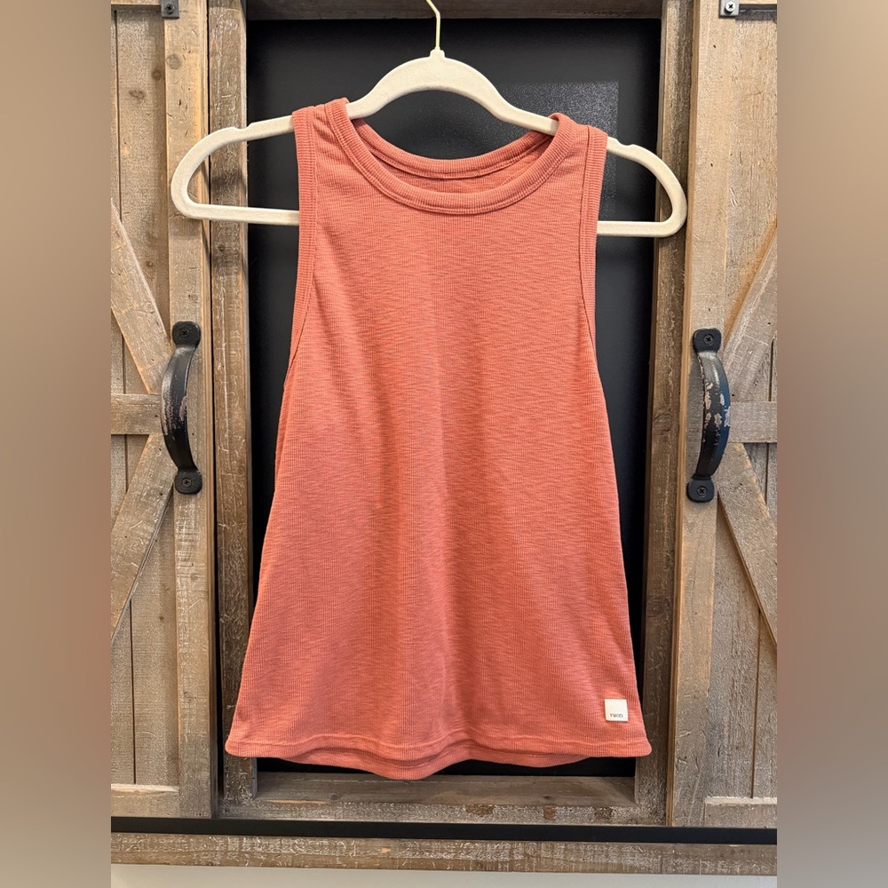 Vuori Ribbed Tank Top in Rusty Coral